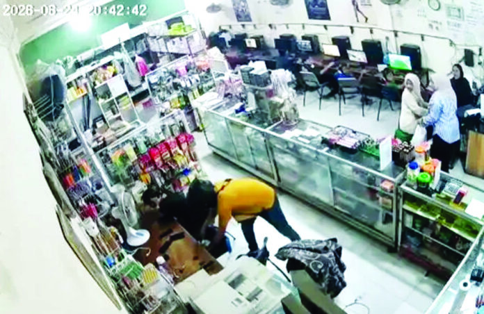 Perampok Bersajam Gasak Uang BRILink